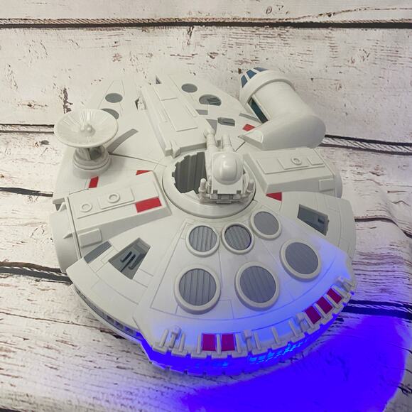 DISNEY Toybox Star Wars Millenium Falcon - Picture 8 of 16